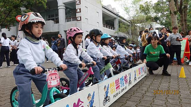 慈大附中慈幼盃滑步車趣味競賽-競速賽比賽