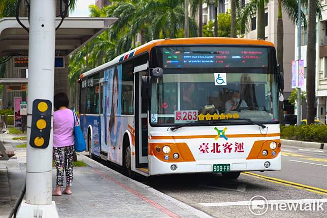 為配合113年補班及補假日，台北市公車在2月8日和2月17日將作營運調整。 圖：新頭殼資料照