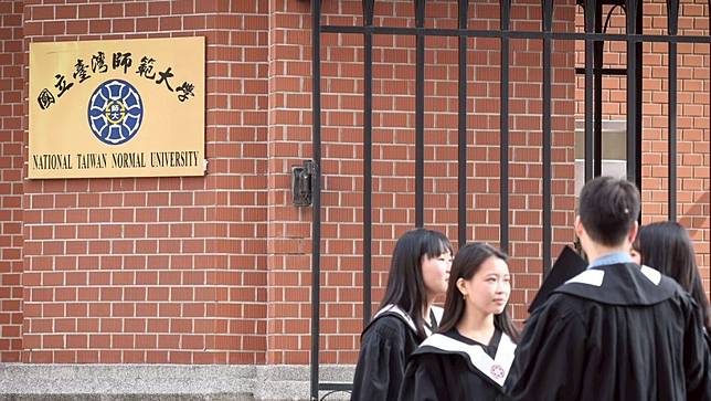 教育部統計資料顯示，師培生（師資培育生）在取得教師證後，3年內報考正式教師甄試的比例逐年下降。示意圖。本報資料照