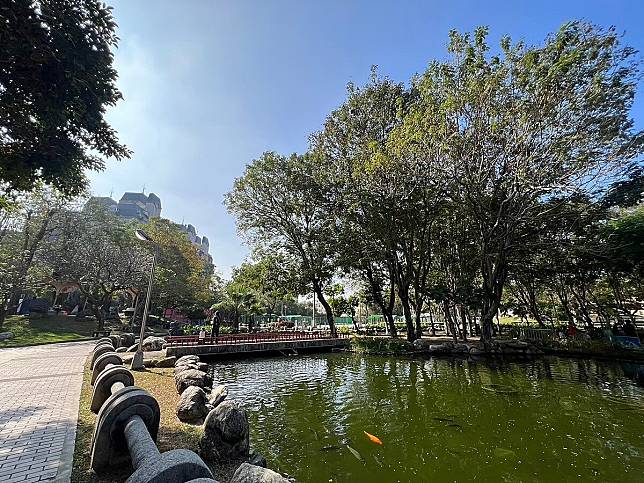 在央行打炒房政策影響下，房市回歸自住需求，公園景觀宅與捷運機能宅更夯。圖／好房網News記者林和謙／攝