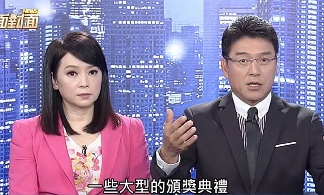 年代主播谷懷萱（左）與知名律師謝震武搭檔主持《新聞面對面》9年。（翻攝自《新聞面對面》youtube頻道）
