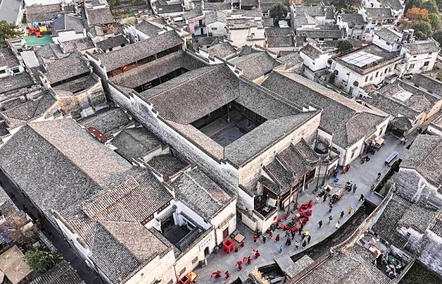 This aerial drone photo taken on Dec. 18, 2024 shows a view of Xidi Village of Yixian County in Huangshan City, east China's Anhui Province. (Xinhua/Du Yu)