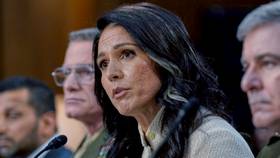 美國國家情報總監加巴德18日出席參院情報委員會聽證會。美聯社