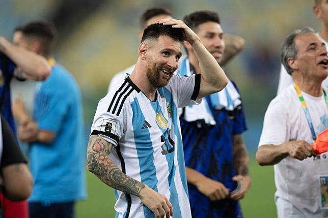 Lionel Messi &copy; of Argentina celebrates after winning 2026 World Cup qualifier match against Brazil at the Maracana stadium in Rio de Janeiro, Brazil, on Nov. 21, 2023. (Xinhua/Wang Tiancong)