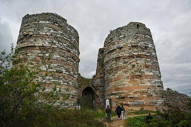 This photo taken on Oct. 19, 2024 shows a view of the Yoros Castle in Istanbul, Türkiye. (Xinhua/Liu Lei)