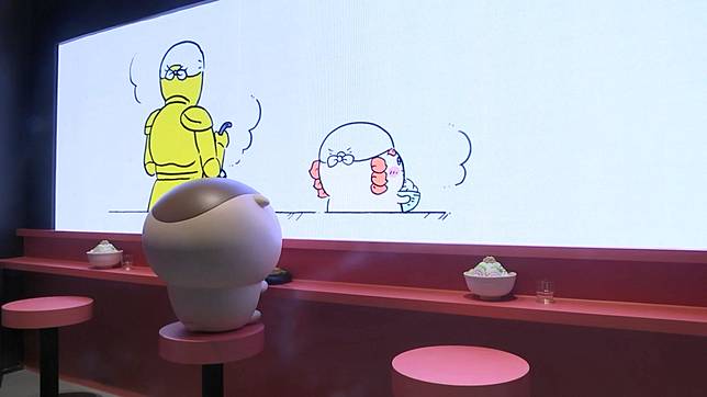 展覽現場還原網咖、拉麵店到監獄與討伐名場面等漫畫場景。（圖/楊進明 攝）