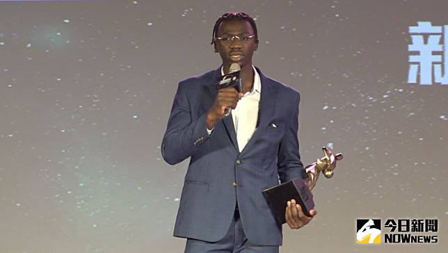 年度MVP的大獎由新北中信特攻「特攻黑豹」阿巴西獲得，他表示這是自己打球以來最開心的一年。