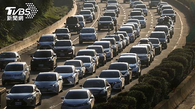 過年期間許多路段都塞爆。（示意圖／shutterstock達志影像）