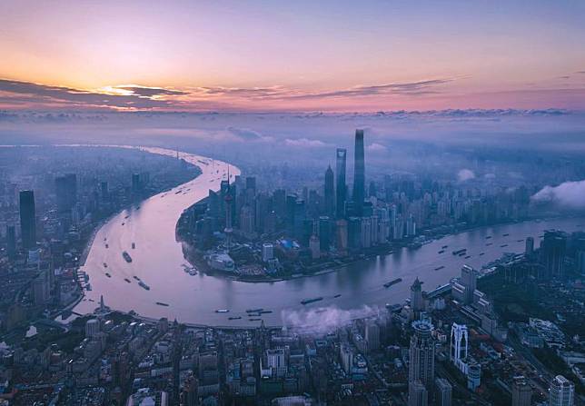 Aerial photo taken on June 21, 2018 shows the morning view of the Lujiazui area in Pudong, east China's Shanghai. (Xinhua/Ren Long)