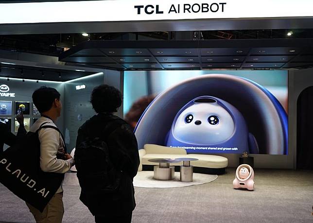 An Ai Me robot from Chinese company TCL is displayed during the 2025 Consumer Electronics Show (CES) in Las Vegas, the United States, on Jan. 8, 2025. (Photo by Zeng Hui/Xinhua)