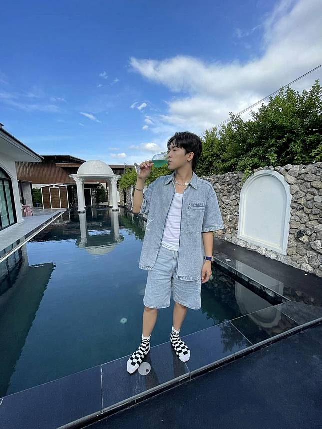 หนุ่มดัง