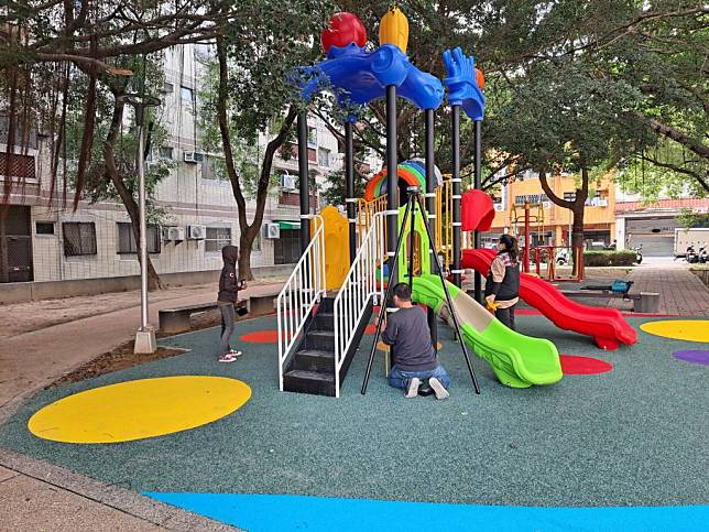 全國公園遊戲場合格備查數，台中市五百四十四處居冠。（記者徐義雄攝）