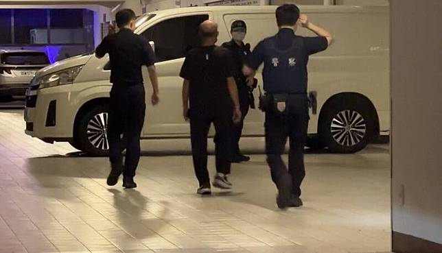 林女的父親接獲通知到汽車旅館內認屍。讀者提供