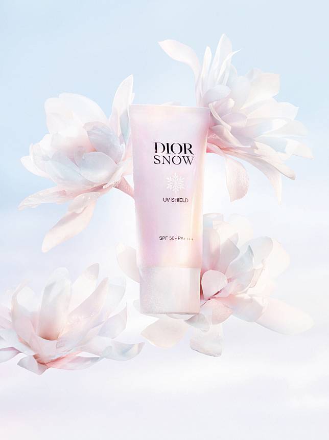 Dior 雪凝亮白全效輕盈防曬乳液 SPF50+PA++++ $570/30ml