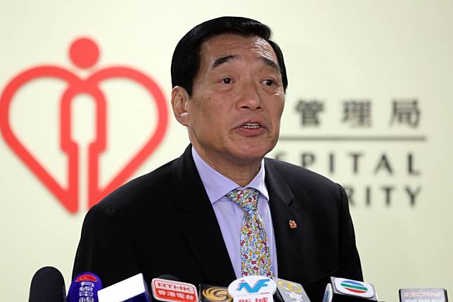 Henry Fan Hung-ling, chairman of the Hospital Authority, meets the press in Kowloon City on Thursday. Photo: Dickson Lee