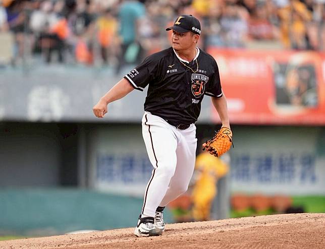 胡智為25日中繼被連轟兩發全壘打。（圖：取自統一獅官粉絲團）