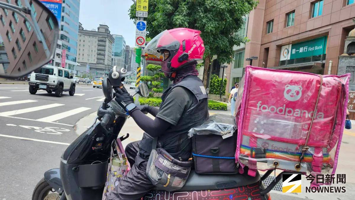 foodpanda外送員延遲遭扣薪 勞動部說重話 | NOWNEWS今日新聞 | LINE TODAY