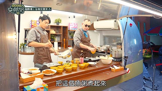 ▲樂華夜市 - 樂華蚵仔煎（圖/ LINE TV） 