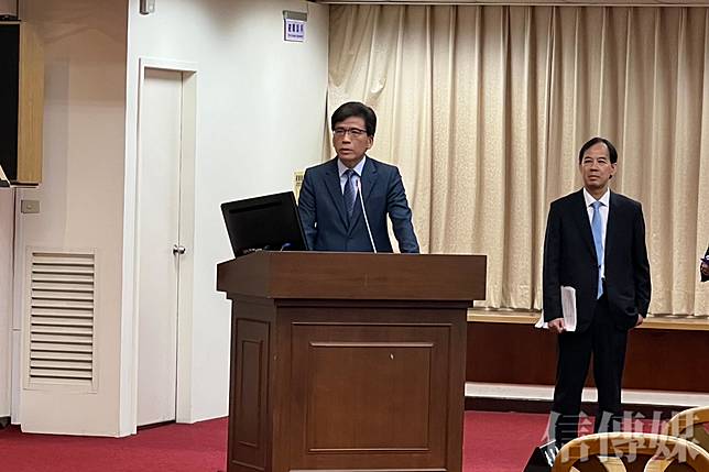 金管會主委彭金隆今（30）日赴立法院財委會備詢，立委關切金管會對於虛擬資產平台的規範進度。（攝影／葉佳華）