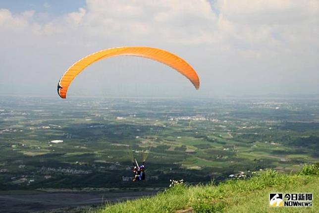 ▲屏東賽嘉飛行場是全東南亞最好的越野飛行傘場地，四季都適合飛行傘極限運動。（圖／資料照,記者陳宗傑攝）