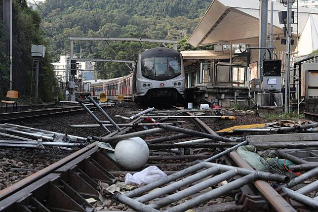 Radical anti-government protesters trashed University station. Photo: Sam Tsang