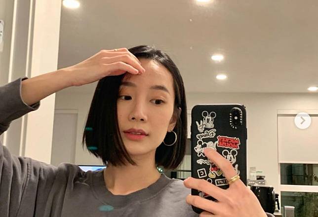 ▲知名美妝YouTuber「Kelly Yang」她今（7）日在IG公布好消息，「大會報告！我生完了」。（圖／翻攝自Kelly IG）
