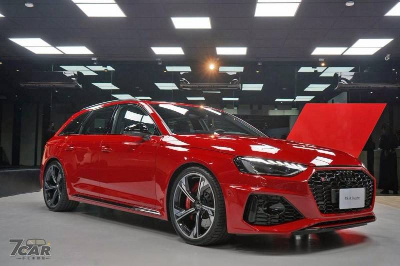 Audi RS 4 Avant 新台幣 499 萬元起正式上市 小改款 Audi A4 車系正式售價同步確認 | 小七車觀點 | LINE TODAY
