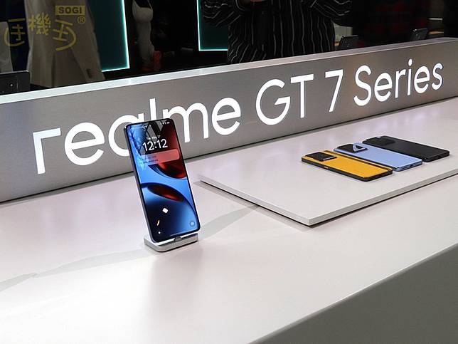 realme GT 7系列巴黎發表！奧斯頓馬丁F1限量版與Buds Air 7 Pro同步亮相