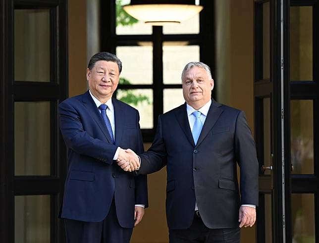 Chinese President Xi Jinping holds talks with Hungarian Prime Minister Viktor Orban in Budapest, Hungary, May 9, 2024. (Xinhua/Xie Huanchi)