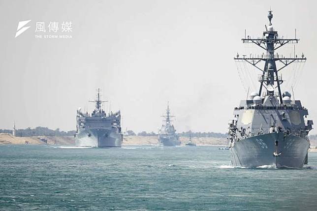 2019年5月，美國海軍航空母艦「林肯號」率航母打擊群前往波斯灣，應對伊朗的「軍事威脅」（AP）