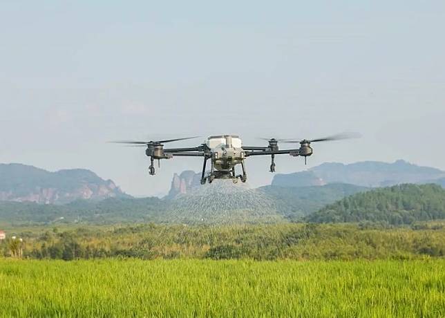 根據國安機關提醒，民眾在放飛無人機時，要注意確認所在區域是否禁飛區。