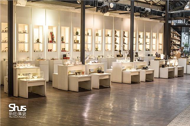 🔺新旺集瓷名字來自「集瓷cocera」，象徵「匯集幸福與記憶的新瓷彙(Let's talk)」，透過陶瓷與生活互動對話，詮釋創新、美學、生活精神，創造出幸福美好的生活經驗。（圖/鶯歌-新旺集瓷）