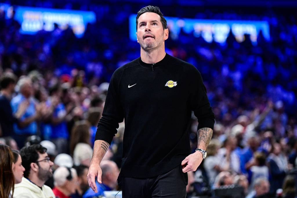 NBA》湖人慘敗雷霆賽中爆口角！Redick賽後解釋非私人恩怨 「只是想讓球隊步調一致」 | 緯來體育新聞 | LINE TODAY