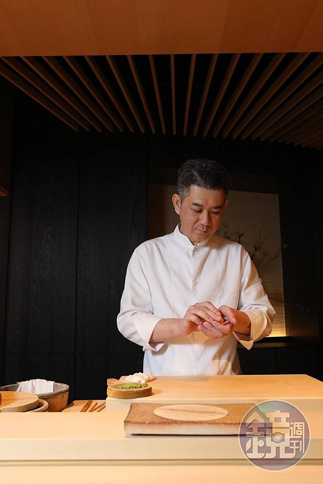楊永隆入行多年，保有對握壽司的熱情和研究精神。