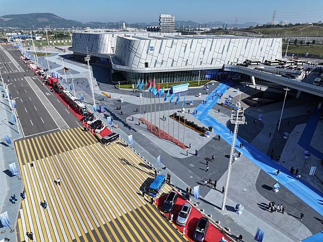 An aerial drone photo taken on Oct. 24, 2024 shows the outdoor exhibition area of the 3rd International Summit on BDS (BeiDou Navigation Satellite System) Applications in Zhuzhou, central China's Hunan Province. (Xinhua/Cheng Ji'an)