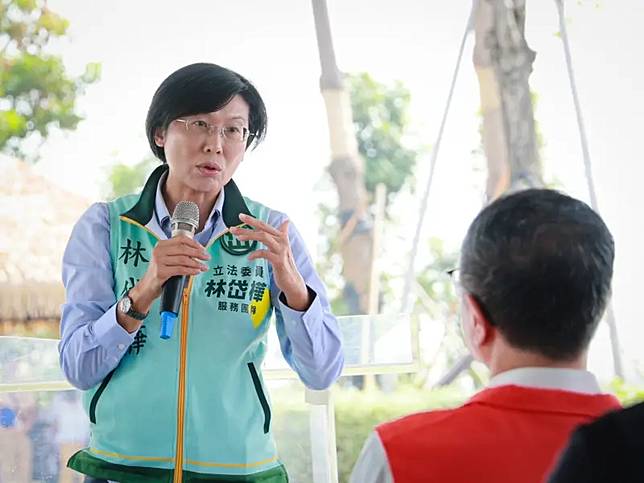 ▲立委林岱樺代高雄市民向卓榮泰院長請命，請卓榮泰責成台電公司，一個月內提出強韌電網方案，對高雄市民有所交代。（圖／立委林岱樺辦公室提供）