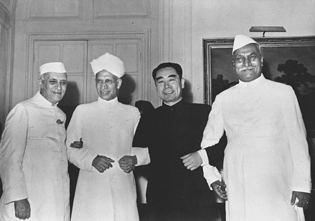 A group photo of Chinese Premier Zhou Enlai, Indian President Rajendra Prasad (first from right), Indian Vice President Sarvapalli Radhakrishnan (second from right) and Indian Prime Minister Jawaharlal Nehru taken in the last ten-day period of June 1954 on the occasion of Premier Zhou's visit to India. The joint communique signed by the two sides on June 28 initiated the Five Principles of Peaceful Coexistence. Xinhua photo (June 18, 1994)