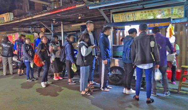 台北美食】南機場夜市無名推車燒餅-大排長龍的超強美食| 布咕布咕美食小天地～＊ | LINE TODAY