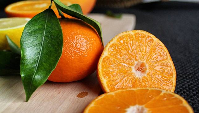 10 ประโยชน์ดี ๆ ของ ส้ม (Orange) | ส้มมีวิตามินซีเท่าไร ?