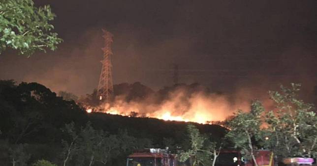 龍井南寮步道又傳火燒山　消防局花3小時才撲滅