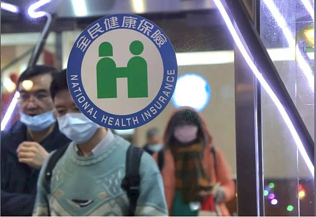 為維護醫護權益，勞動部修正「違反《勞基法》裁處罰鍰共通性原則」第4點規定。本報資料照片