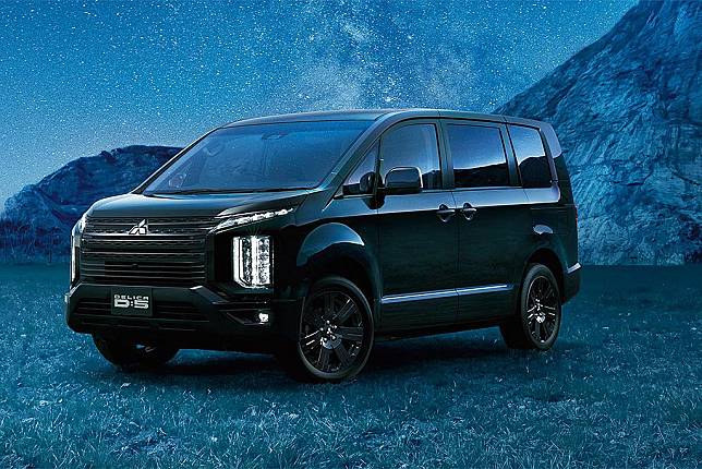 徹底黑化的得利卡！三菱再推Delica D:5 BLACK Edition特仕車