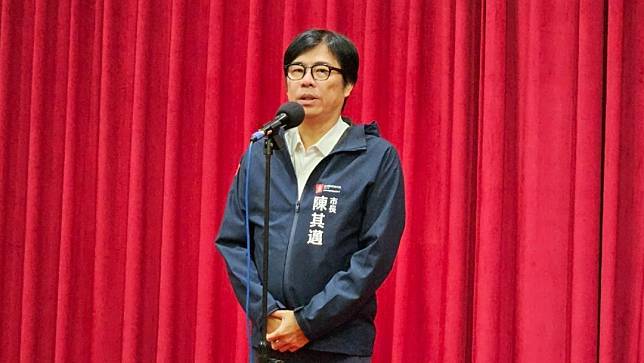 高雄市長陳其邁受訪。施書瑜攝