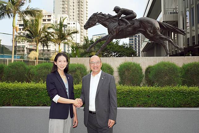 香港賽馬會公司事務執行總監譚志源公布，江旻憓加入香港賽馬會公司事務部任職對外事務助理經理，本月11日履新。(譚志源fb)