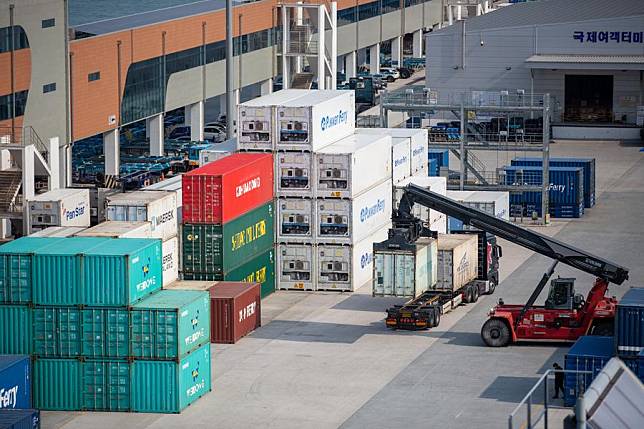 This photo taken on March 7, 2023 shows a container yard at the port of Busan, South Korea. (Xinhua/Wang Yiliang)