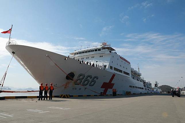 The Chinese Navy hospital ship &ldquo;Peace Ark&rdquo; arrives at a port in Zhoushan, east China's Zhejiang Province, Jan. 16, 2025. (Xinhua/Li Bingxuan)