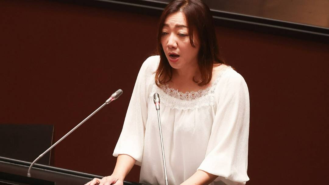 諷對手母校「維基百科查不到」 陳琬惠特助網路戰學歷被罵翻 | 太報 | LINE TODAY