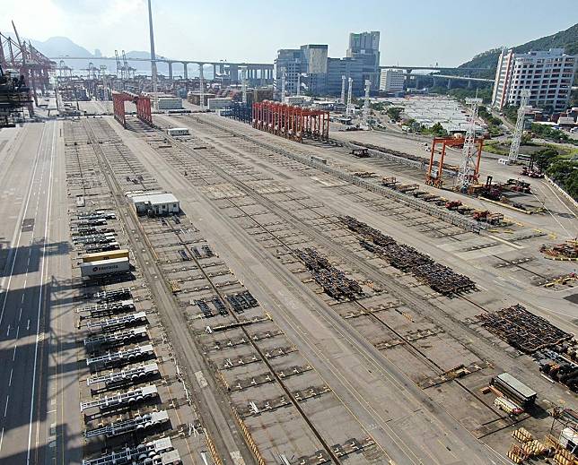 傳九號貨櫃碼頭大部份用地已停用　香港國際貨櫃碼頭澄清消息不實