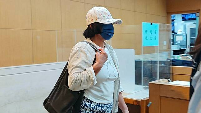 鍾文智之母親鄭鳳珍捲入兒子的潛逃案。資料照。呂志明攝