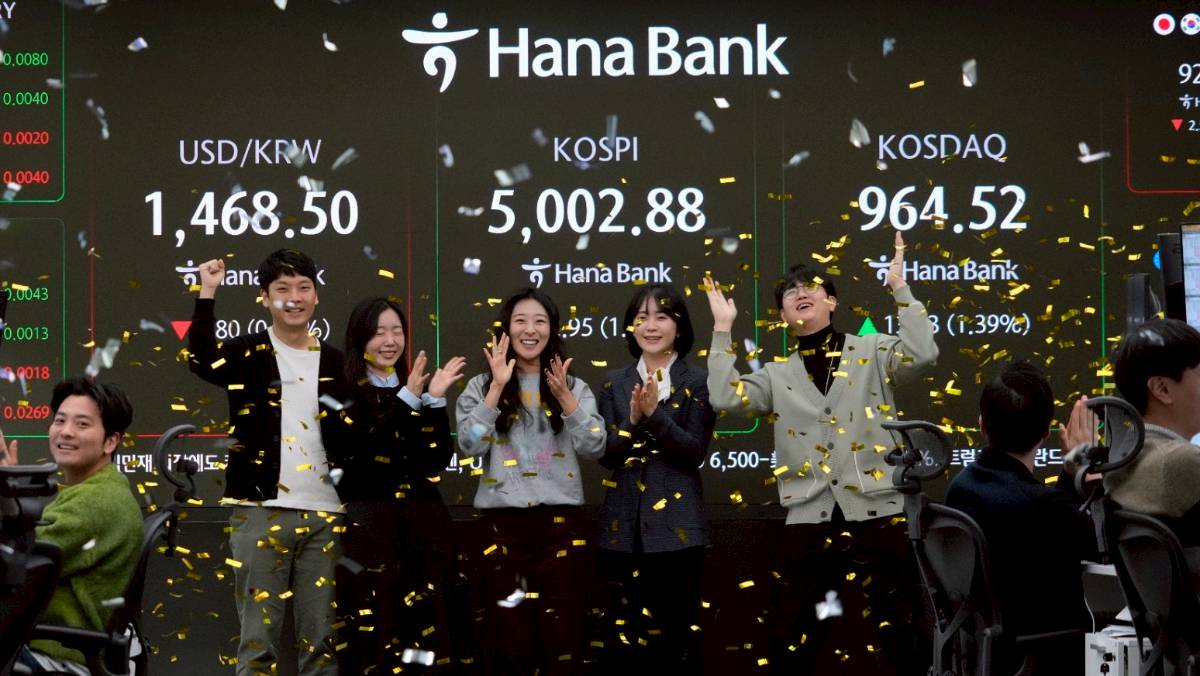 韓股破紀錄！長期持有必勝？ 美妝股狠砸1億、撐十年剩3百萬… | 太報| LINE TODAY